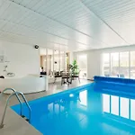Holiday home Renovated Retreat With Pool *