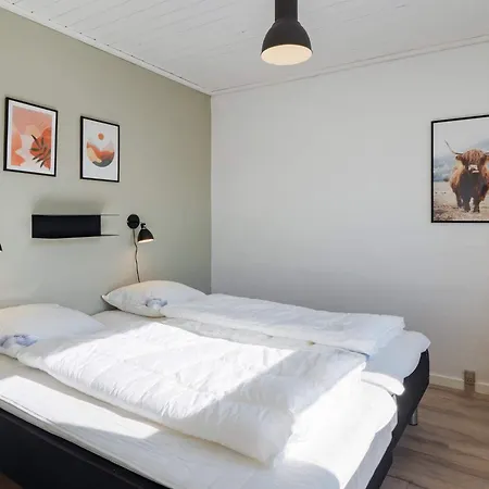 Renovated Retreat With Pool - By Traum *