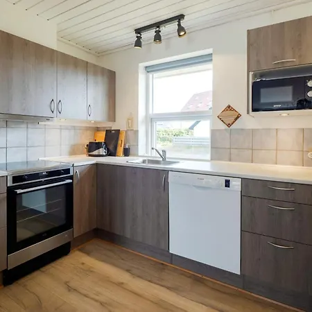 Renovated Retreat With Pool - By Traum *